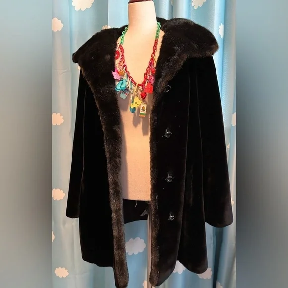 Vintage Ulta Seal Sportowne faux fur jacket- - Picture 5 of 5